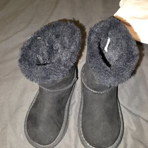 Warm & Fuzzy Black Toddler Boots | Faux Fur Lined | Toddler Size 8